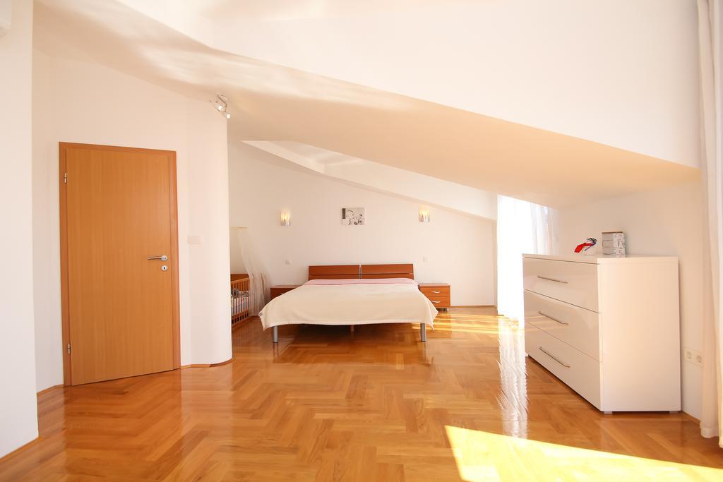 Apartman Dominik Trogir Ngoại thất bức ảnh